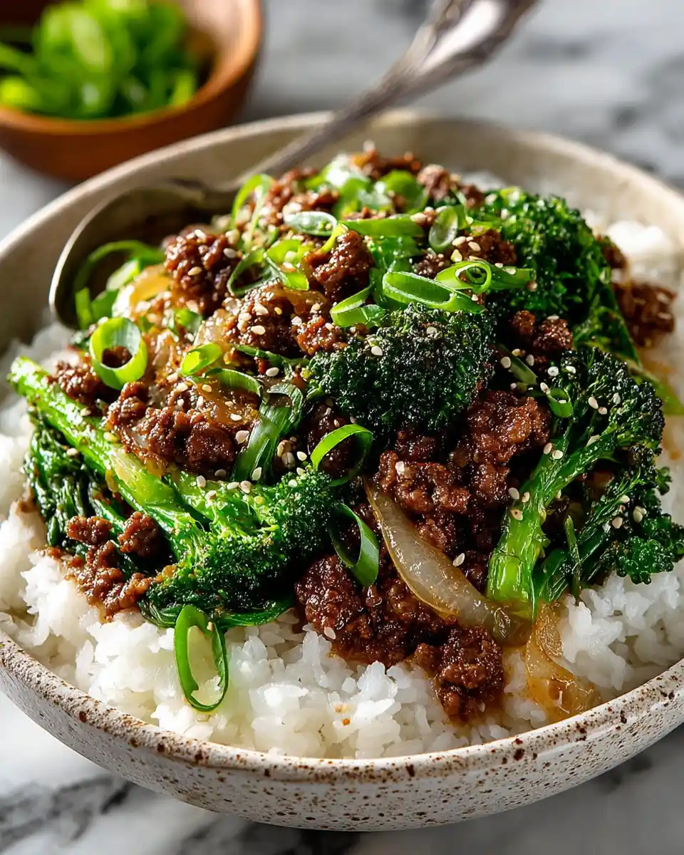 Simple Ground Beef Stir-Fry with Broccoli & Garlic